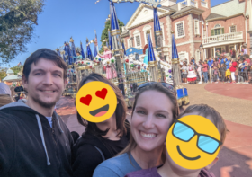 Planning a Family Vacation Checklist