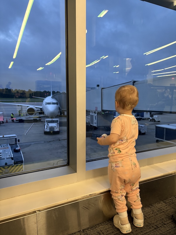 flying with a toddler under 2 - navigating airport with a toddler